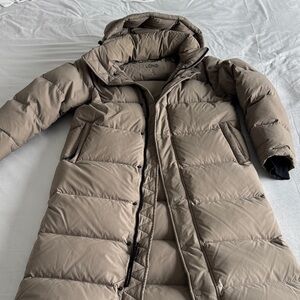 Aritzia Taupe Puffer Jacket